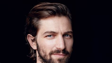 chanel reclame benen|Michiel Huisman on His New Chanel Ad The One That I Want.